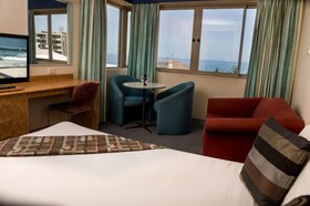 Newcastle Beach Hotel