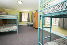 Newcastle Beach YHA