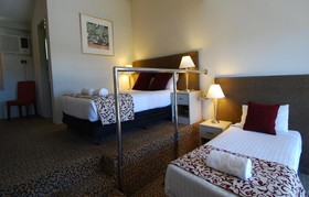 Newcastle Links Motel