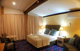 Newcastle Links Motel