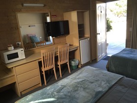 Marriott Park Motel