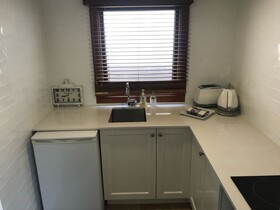 Apartments on the Park Studio 35