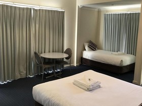 Best Western Orange Motor Lodge