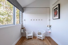 Crane Lodge
