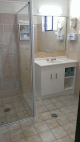 Idlewilde Town & Country Motor Inn
