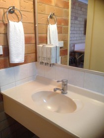North Parkes Motel