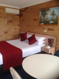 North Parkes Motel