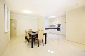 Astina Serviced Apartments - Central