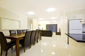 Astina Serviced Apartments - Central