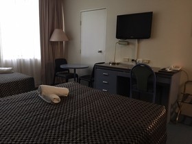 Valley Inn