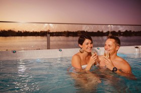 Ana Mandara Luxury Bed and Breakfast