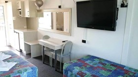 Le George Motel