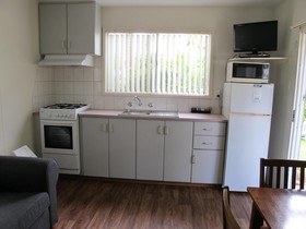 Melaleuca Caravan Park