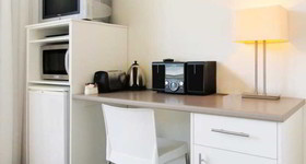 Oaks Nelson Bay Lure Suites