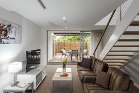 Oaks Nelson Bay Lure Suites
