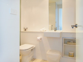 Oaks Nelson Bay Lure Suites