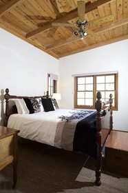Clarendon Forest Retreat