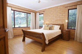 Clarendon Forest Retreat