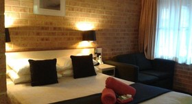 Elsinor Motor Lodge