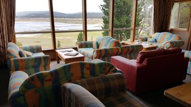 Cool Mountain Lodge