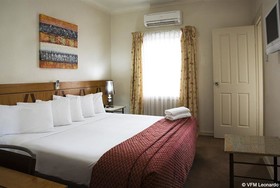 Perouse Lodge