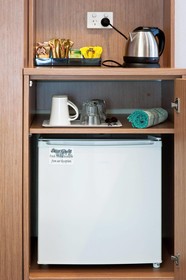 Colonial Terrace Motor Inn