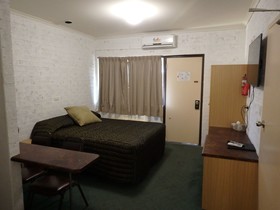 Country Comfort Motto Farm Motel