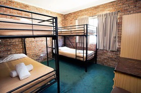 Country Comfort Motto Farm Motel