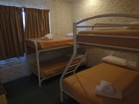 Country Comfort Motto Farm Motel