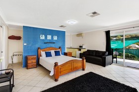 Salamander Beach Luxury Accommodation