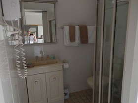 Pioneer Way Motel