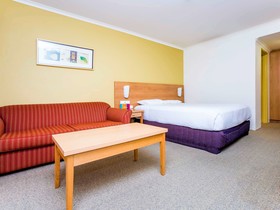 ibis Styles Canberra Eaglehawk Hotel