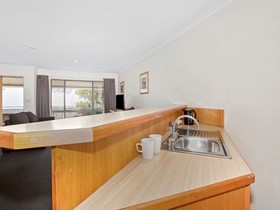 ibis Styles Canberra Eaglehawk Hotel