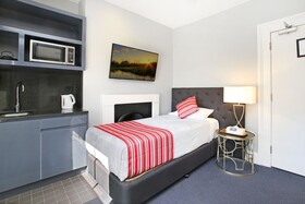 Bayswater Boutique Lodge