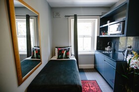 Bayswater Boutique Lodge