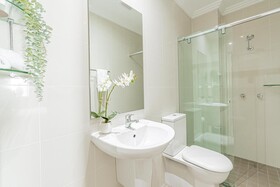 Best Western Plus Camperdown Suites
