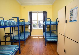 Bondi Beachouse YHA Hostel