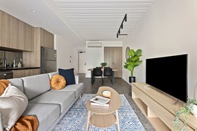 Cinema Suites Apartments by Urban Rest