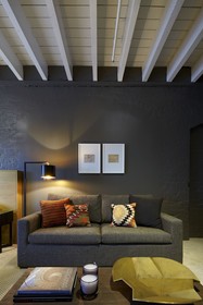 Harbour Rocks Hotel