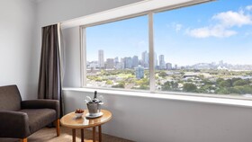 Holiday Inn Potts Point