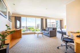 Holiday Inn Potts Point