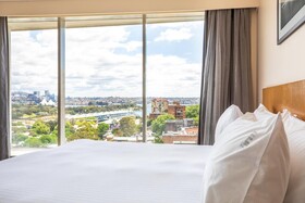 Holiday Inn Potts Point