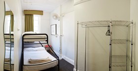 Home Backpackers