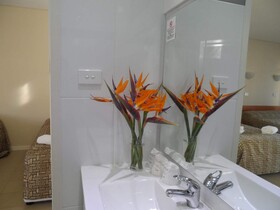 Liberty Plains Motor Inn