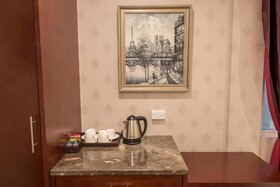 Megaboom City Hotel