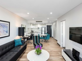 Meriton Suites Bondi Junction