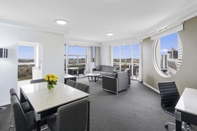 Meriton Suites Bondi Junction