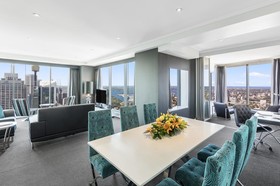 Meriton Suites World Tower, Sydney