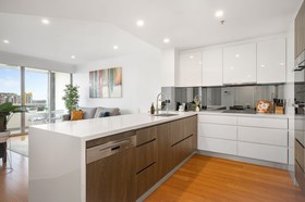 One Darling Harbour by Urban Rest