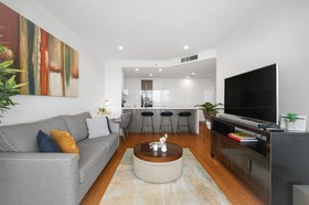 One Darling Harbour by Urban Rest